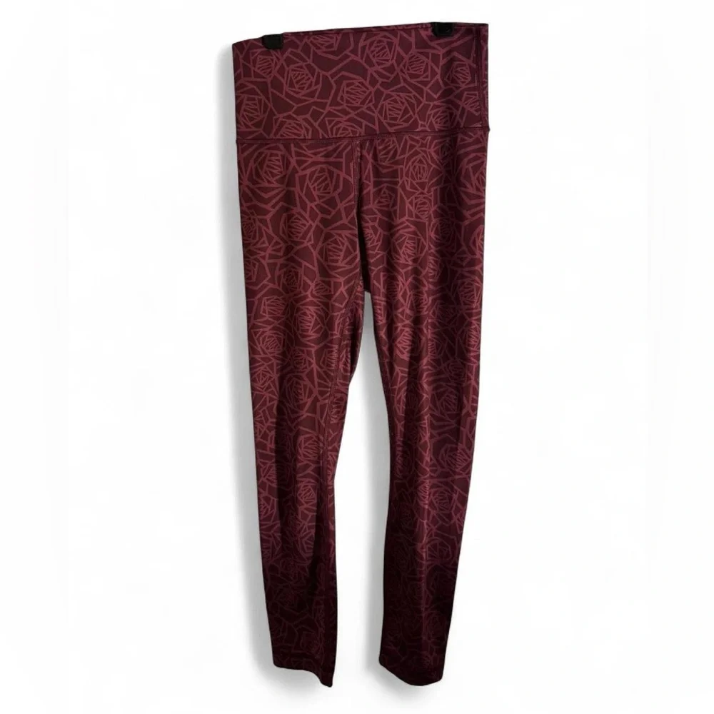 🌸 Lululemon Posey Rose Leggings - Size 4 🌸 24” inseam. Style WSAJ2S